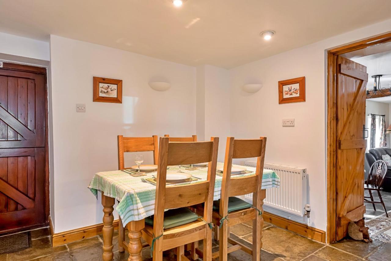 Finest Retreats - Fives Court Cottage North Cheriton ภายนอก รูปภาพ