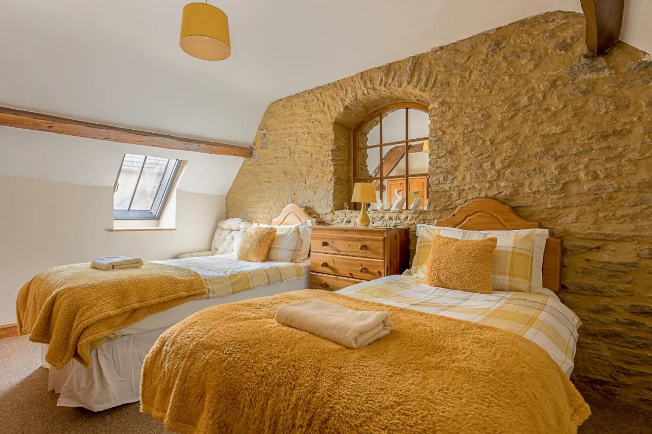 Finest Retreats - Fives Court Cottage North Cheriton ภายนอก รูปภาพ